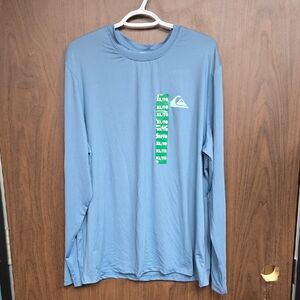 Quiksilver Size XL Light Blue Long Sleeved Crew Neck Lightweight Shirt